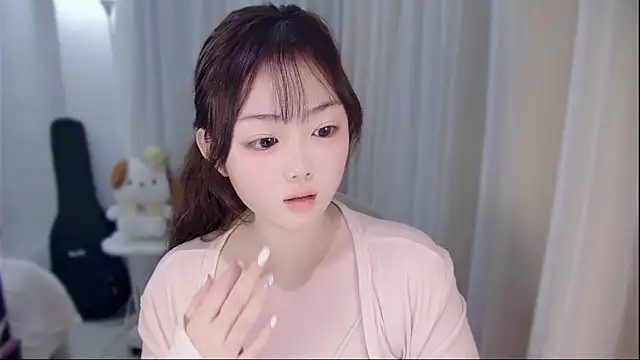 YUANYUAN-A online show from November 29, 11:35 am