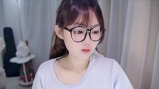 YUANYUAN-A online show from April 17, 12:08 pm