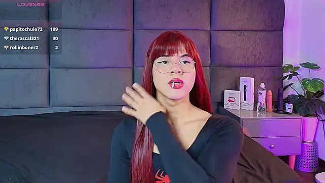 Slenna Moon online show from December 21, 2:51 am