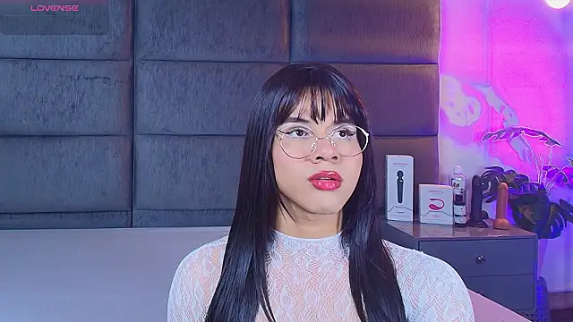 Snapshot of Slenna_Moon chatting on February 13, 1:34 am Slenna Moon online show from February 13, 1:34 am