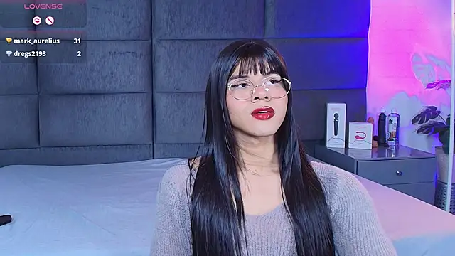 Snapshot of Slenna_Moon chatting on March 2, 11:11 pm Slenna Moon online show from March 2, 11:11 pm