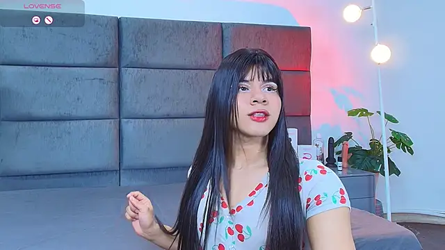 Snapshot of Slenna_Moon chatting on March 23, 1:31 am Slenna Moon online show from March 23, 1:31 am