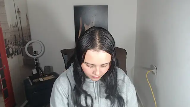 crazy daniela online show from October 1, 9:10 pm