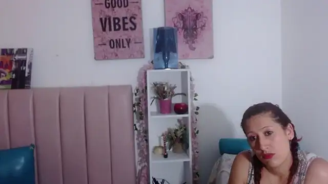 Chloe Wiild online show from September 18, 7:16 pm