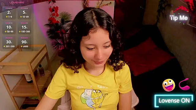 Krysten Riter online show from July 22, 2:42 pm