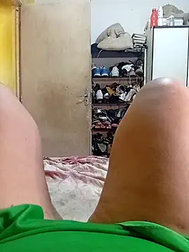 Snapshot of Ravena2290 chatting on October 8, 2:58 pm Ravena2290 online show from October 8, 2:58 pm