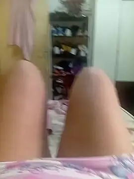 Snapshot of Ravena2290 chatting on October 9, 4:49 pm Ravena2290 online show from October 9, 4:49 pm