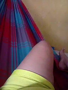 Snapshot of Ravena2290 chatting on October 25, 11:51 am Ravena2290 online show from October 25, 11:51 am