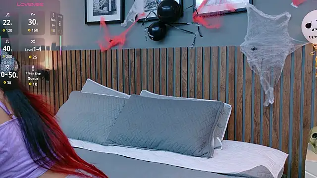 luna roja25 online show from October 20, 1:33 pm