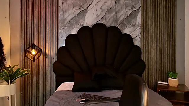 AlahyaPalmerR online show from October 28, 4:16 am