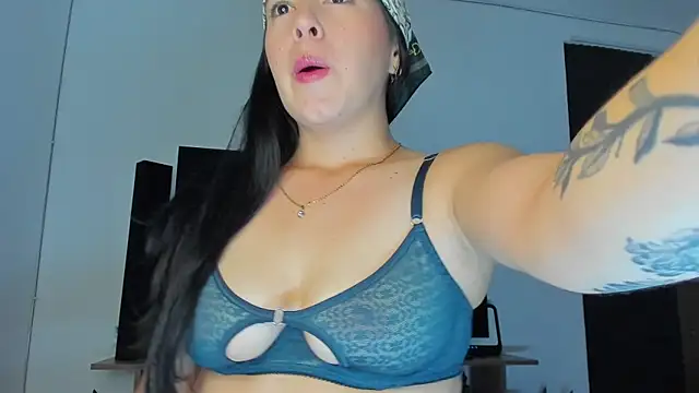 tianastone  online show from November 27, 2:57 am