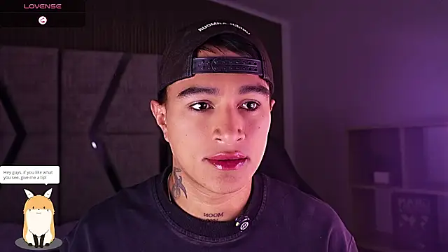 Snapshot of LiamDeep chatting on February 7, 9:07 pm LiamDeep online show from February 7, 9:07 pm