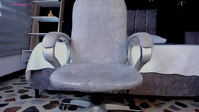 LiamDeep online show from April 14, 7:53 pm