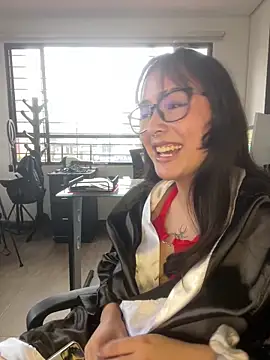 Mythical Girll online show from September 27, 4:34 pm