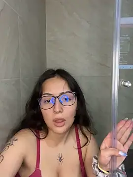 Mythical Girll online show from October 3, 8:28 pm