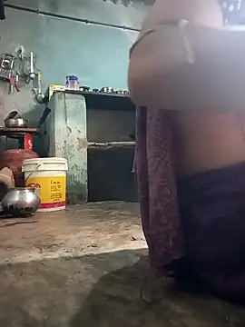 Snapshot of gulapi-gulistan180 chatting on September 22, 5:09 am gulapi-gulistan180 online show from September 22, 5:09 am