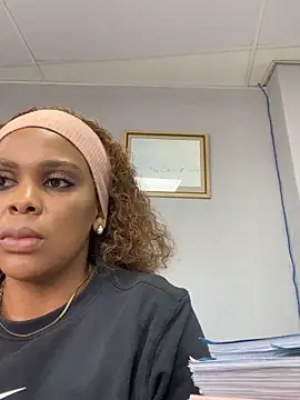 031bubbles online show from October 28, 9:24 am