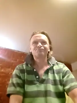 Snapshot of Kuba_Gd chatting on December 21, 9:27 am Kuba Gd online show from December 21, 9:27 am