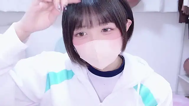 Hinata Sun online show from February 17, 6:14 pm