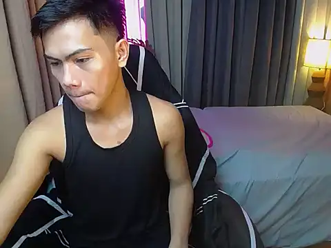 alex cummer online show from November 26, 4:19 pm