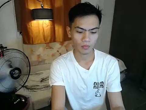 Snapshot of alex_cummer chatting on June 15, 2:08 pm alex cummer online show from June 15, 2:08 pm