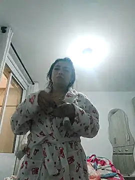 mia mancinii online show from February 17, 5:08 pm