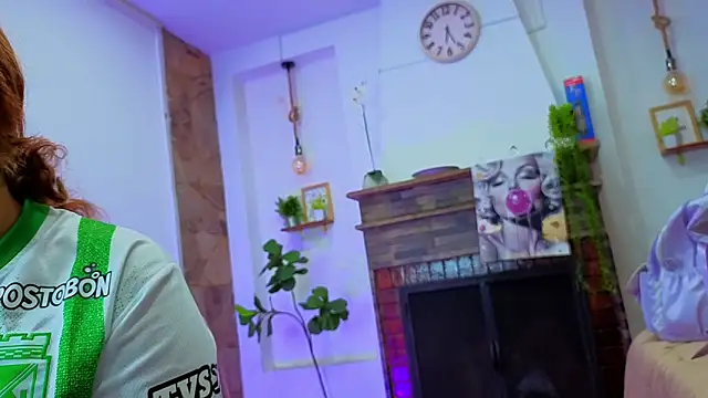 Celeste1s online show from February 21, 1:56 pm