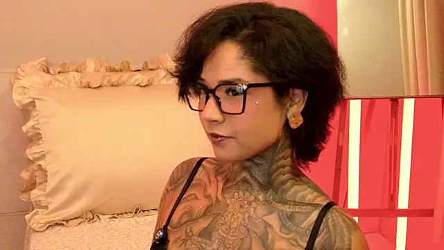 Snapshot of xbigpeach chatting on June 27, 1:54 am xbigpeach online show from June 27, 1:54 am