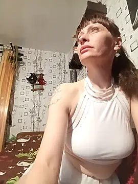 Lietta  online show from March 28, 8:08 pm