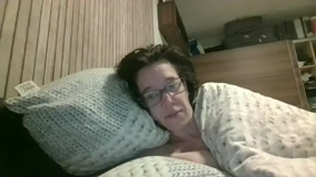 JezebelDutch online show from February 7, 8:18 am