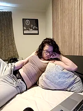 JezebelDutch online show from April 16, 10:49 am