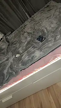 Snapshot of hottcouple00 chatting on November 14, 11:35 pm hottcouple00 online show from November 14, 11:35 pm