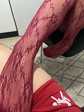 delibiri11 online show from April 29, 10:16 pm