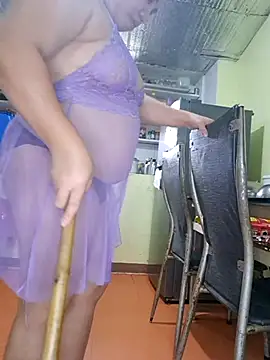 hotlyn45 online show from January 7, 3:53 am