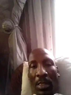 longdickson12345 online show from November 29, 5:10 am