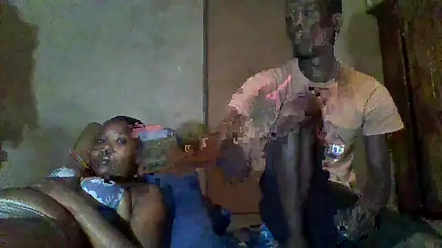 longdickson12345 online show from April 6, 10:22 pm