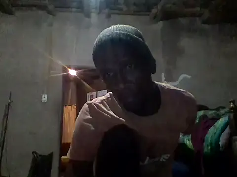 Snapshot of longdickson12345 chatting on June 26, 10:25 pm longdickson12345 online show from June 26, 10:25 pm