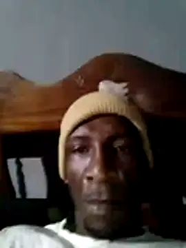 Snapshot of longdickson12345 chatting on July 16, 4:29 am longdickson12345 online show from July 16, 4:29 am
