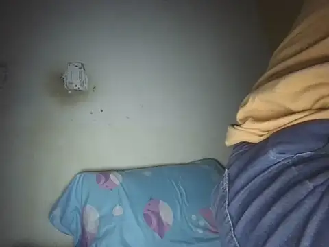 zairabreze online show from April 12, 11:43 pm