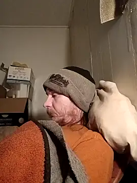 Snapshot of Poundtown1226 chatting on February 12, 11:49 am Poundtown1226 online show from February 12, 11:49 am