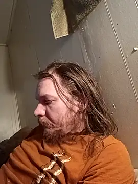 Snapshot of Poundtown1226 chatting on February 14, 12:24 pm Poundtown1226 online show from February 14, 12:24 pm