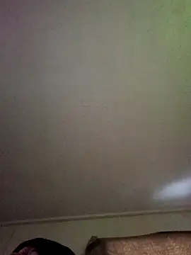 Snapshot of Poundtown1226 chatting on February 15, 3:09 pm Poundtown1226 online show from February 15, 3:09 pm