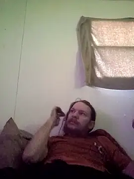 Snapshot of Poundtown1226 chatting on February 19, 2:35 pm Poundtown1226 online show from February 19, 2:35 pm