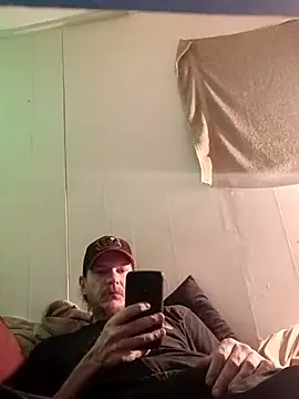 Snapshot of Poundtown1226 chatting on February 23, 11:57 pm Poundtown1226 online show from February 23, 11:57 pm