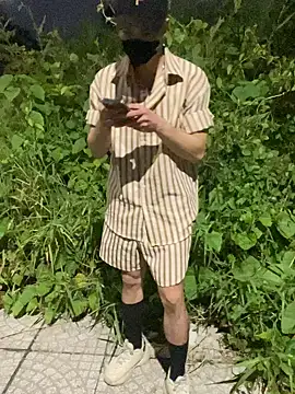 Snapshot of anhkiet_huang chatting on October 12, 3:44 pm anhkiet huang online show from October 12, 3:44 pm