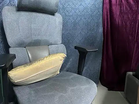 YoursSuku online show from October 23, 8:07 pm