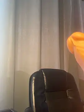 -RAHELA- online show from October 19, 7:09 am