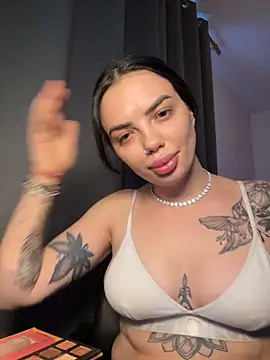 -RAHELA- online show from October 28, 11:47 am