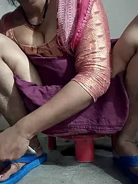 Snapshot of monu_bhabi chatting on February 20, 12:05 pm monu bhabi online show from February 20, 12:05 pm