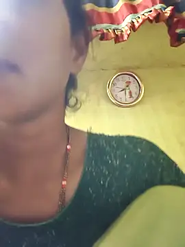 Snapshot of Fasfas2 chatting on October 13, 1:05 am Fasfas2 online show from October 13, 1:05 am